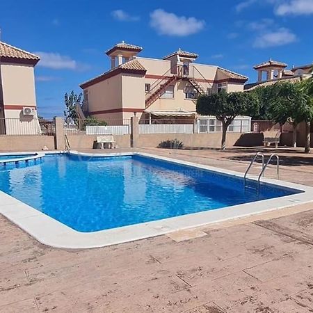 Agreable Appartement Avec Piscine Commune San Pedro del Pinatar Exterior photo